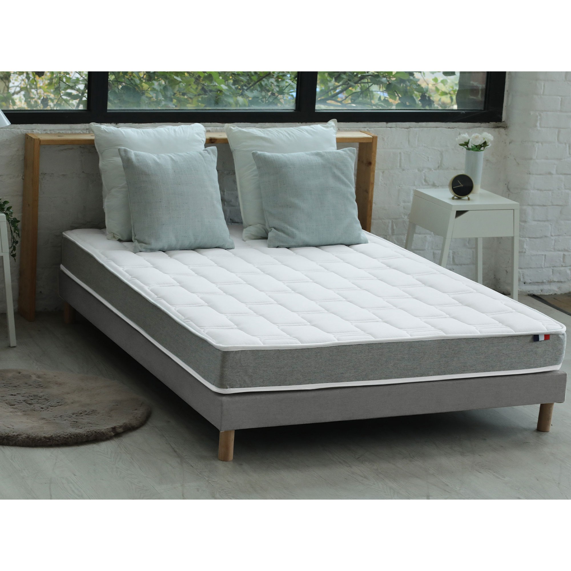 Matelas mousse haute résilience CIRRUS, ambiance en 140/160 cm - IDLITERIE